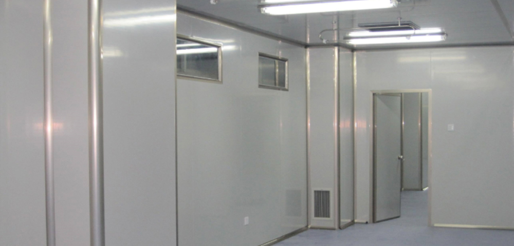 浙江湖州生物醫(yī)藥千級(jí)無(wú)塵潔凈室裝修工程-1